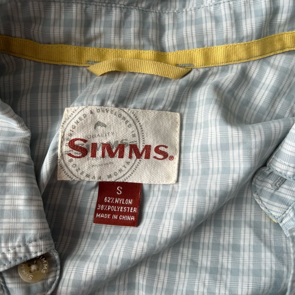 SIMM’s fishing button up